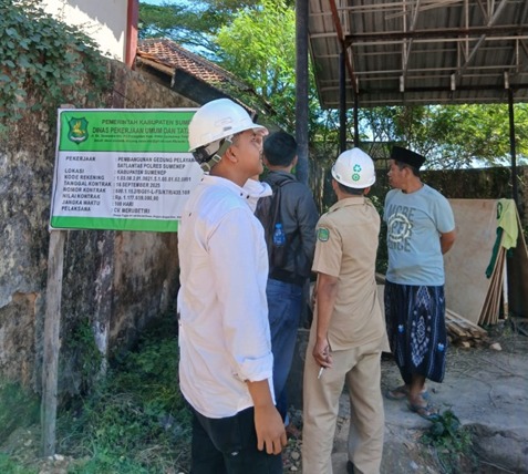“Program MBKM Mandiri Hadirkan Pengalaman Kerja Nyata bagi Mahasiswa di bidang Penataan Bangunan Gedung (PBG) Dinas PUTR Sumenep”